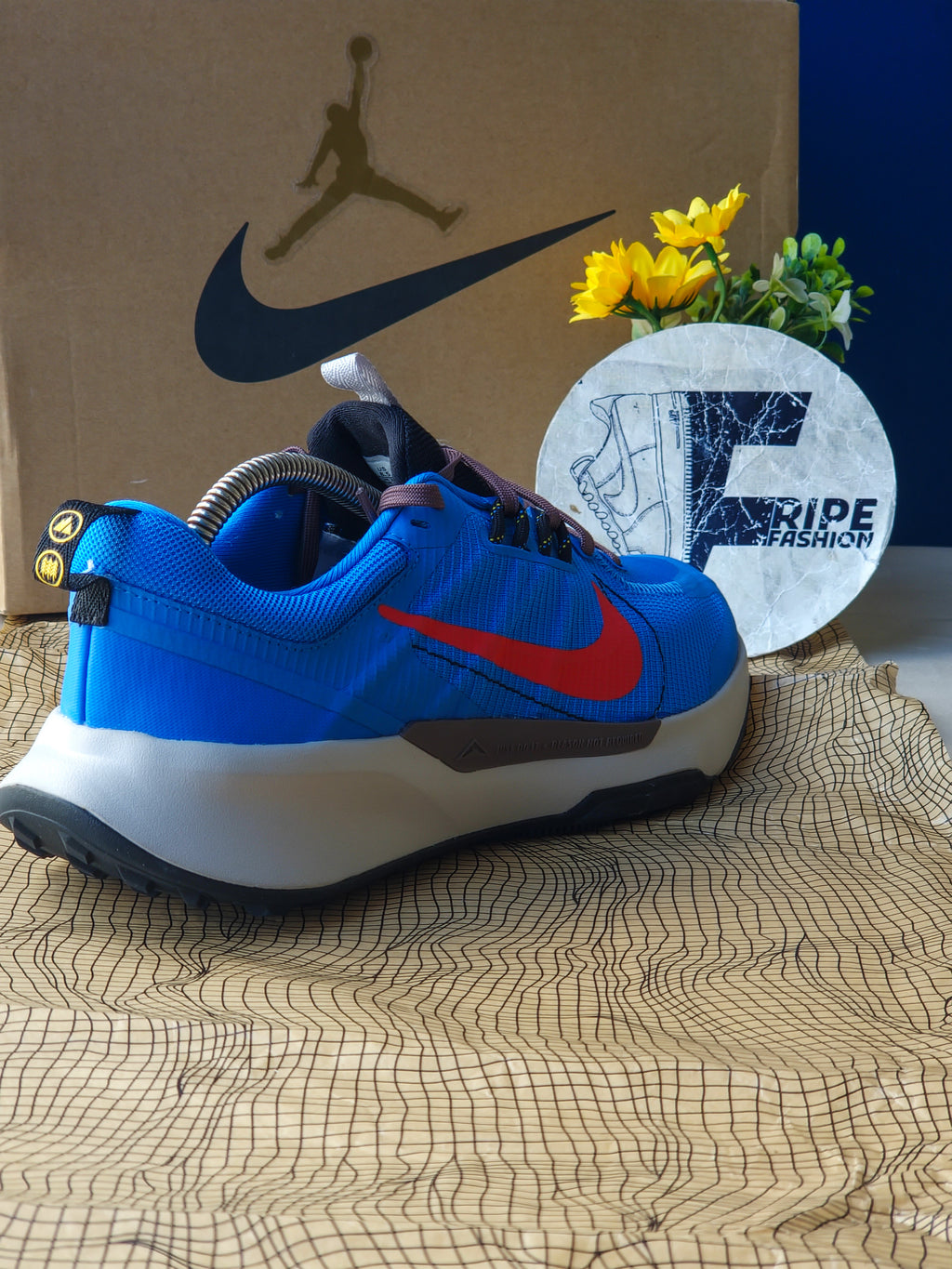 NIKE NEUF