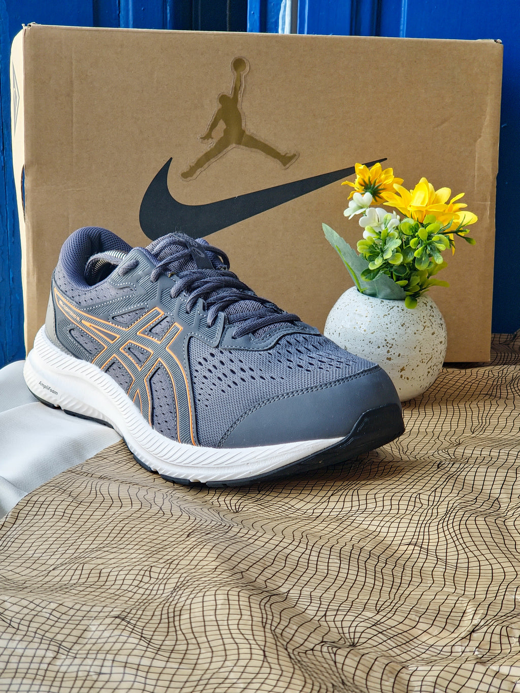 ASICS