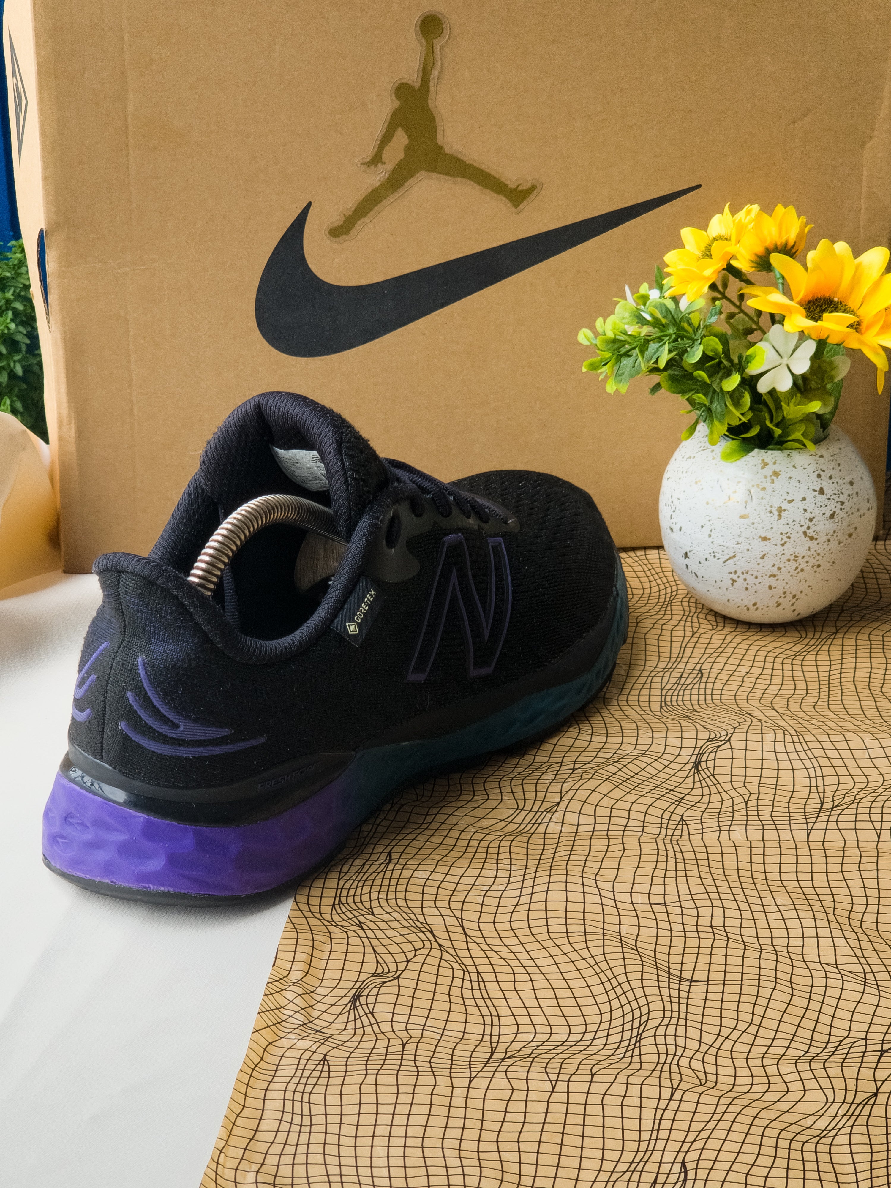 NEW BALANCE