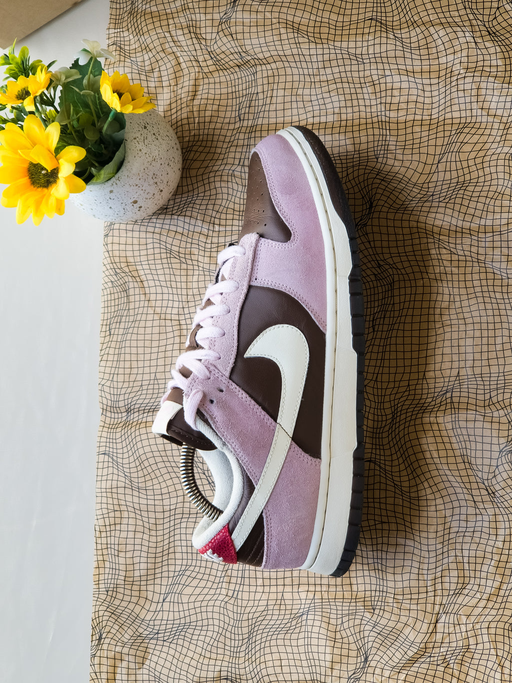 NIKE
