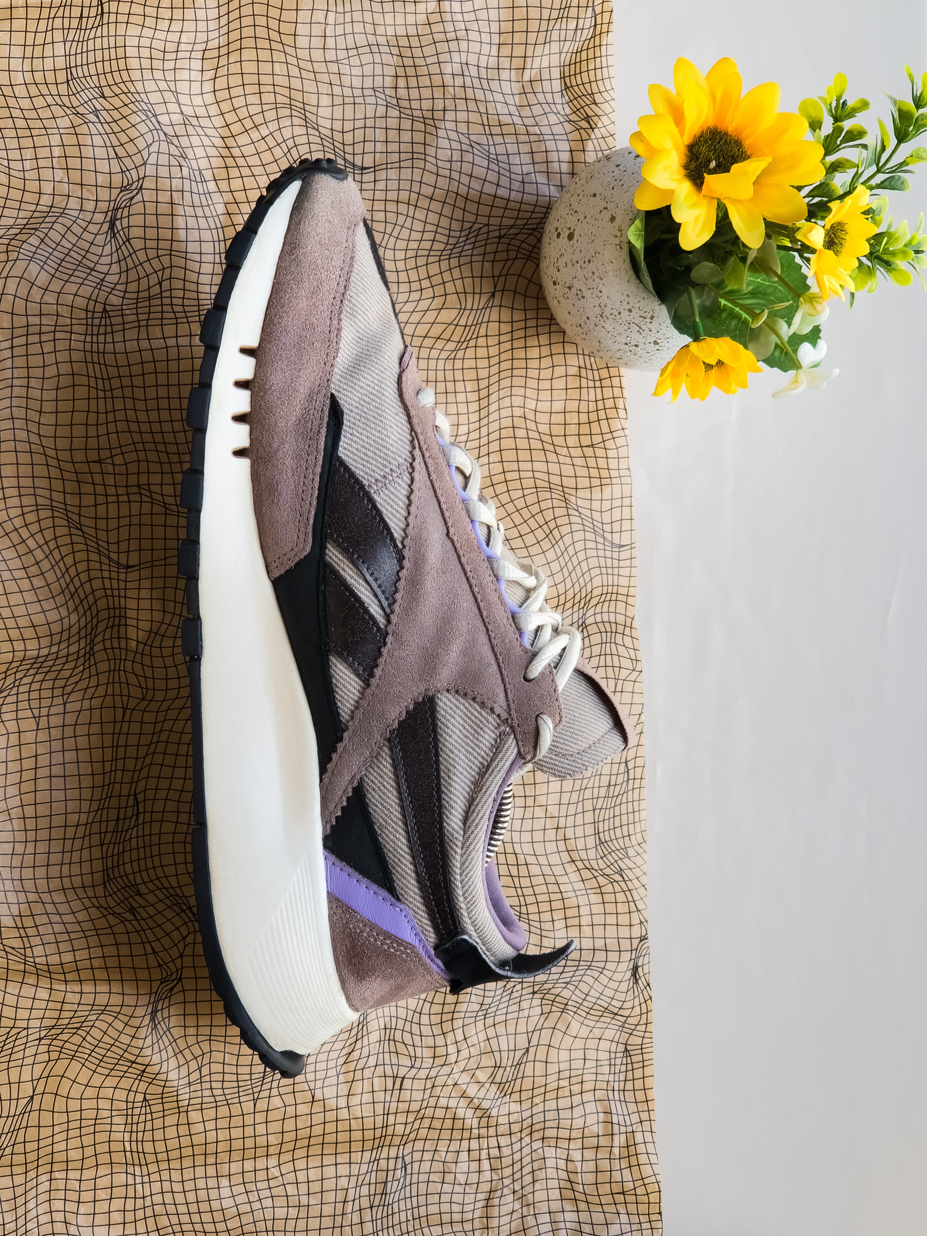 REEBOK