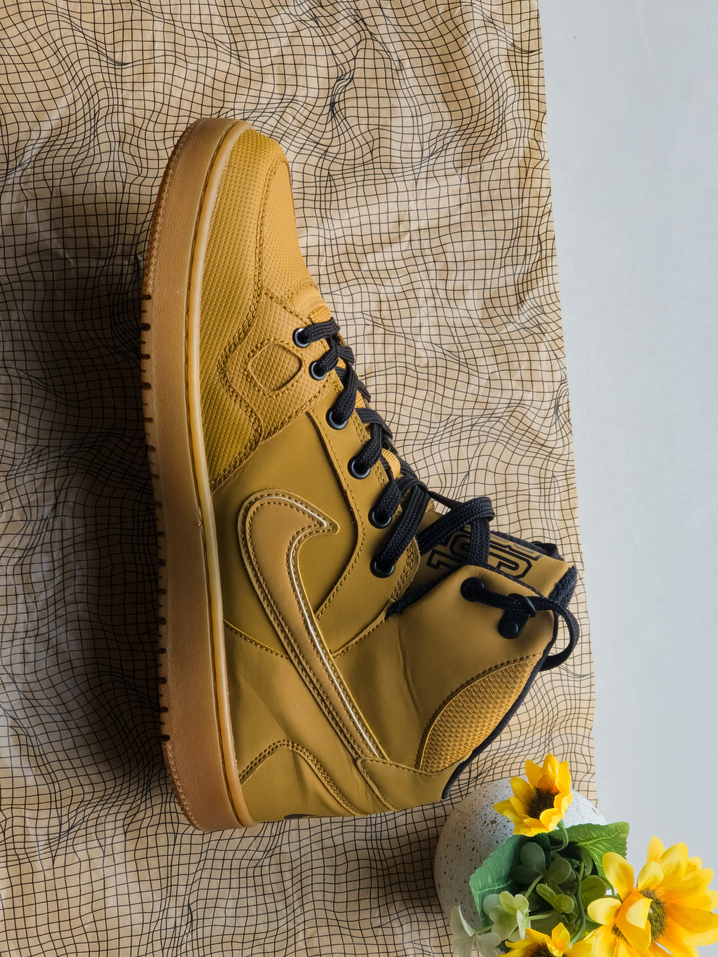 NIKE