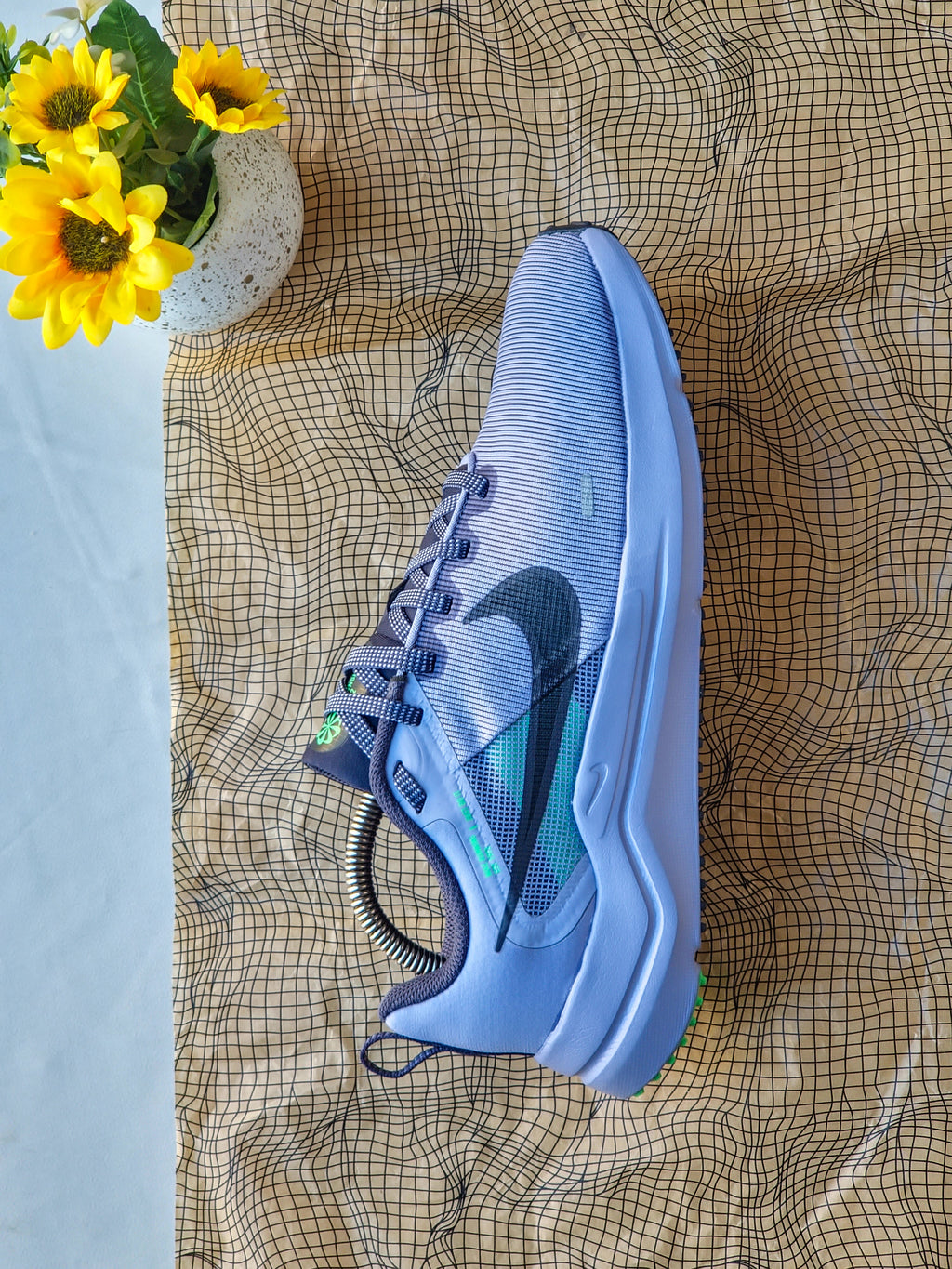 NIKE NEUF