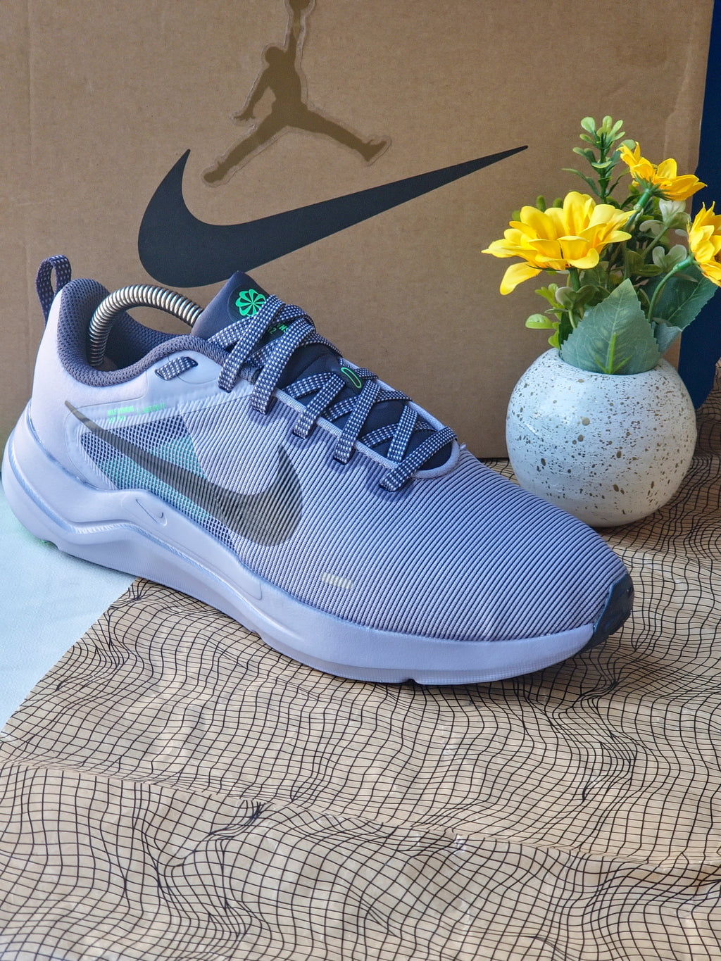 NIKE NEUF