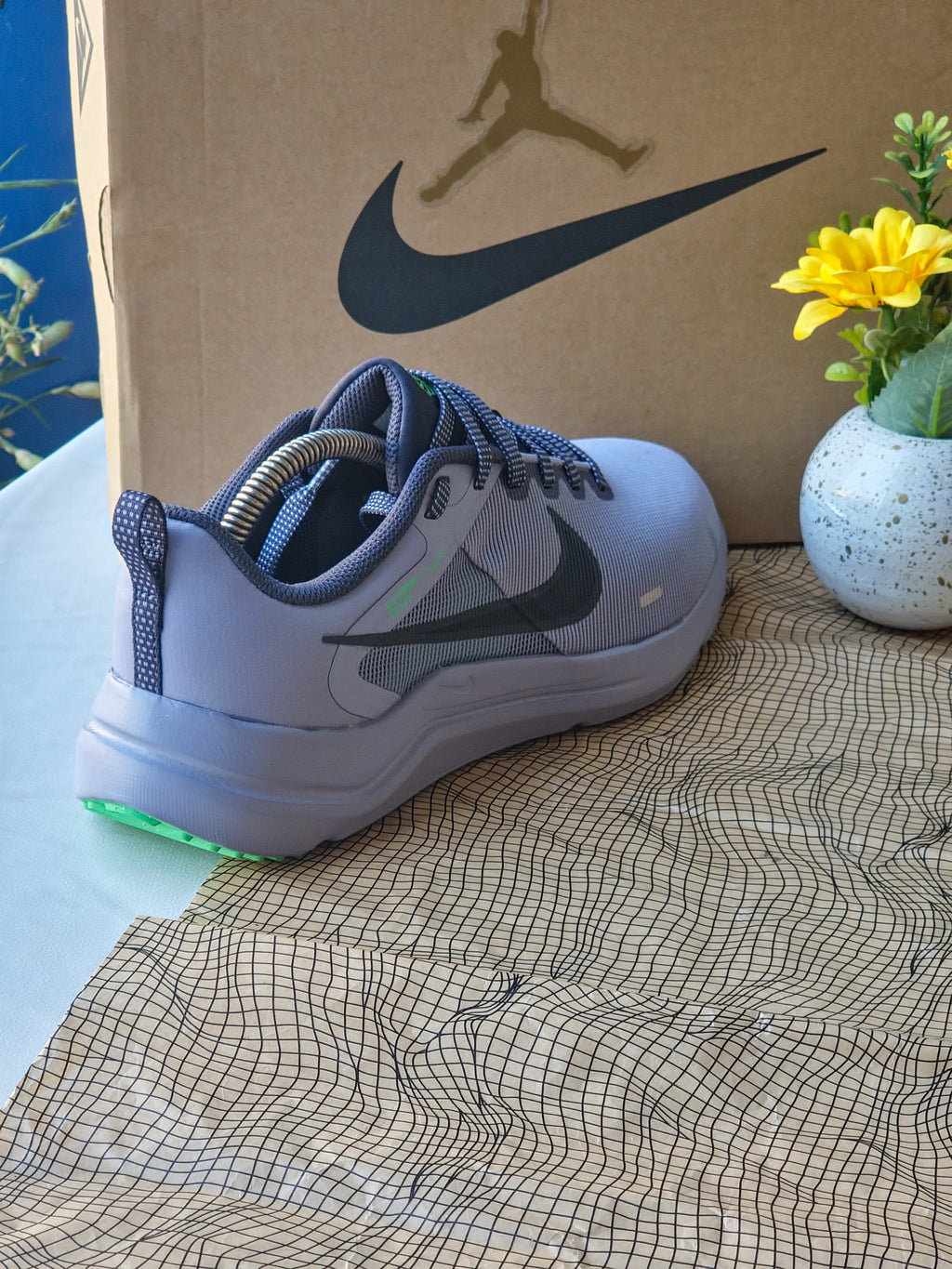 NIKE NEUF