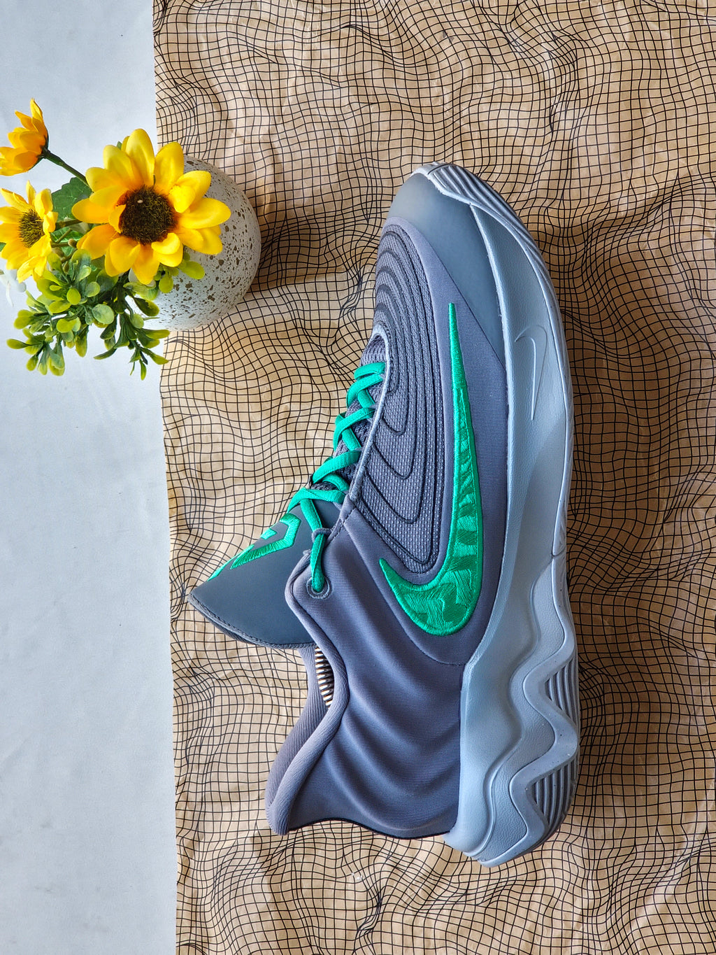 NIKE NEUF