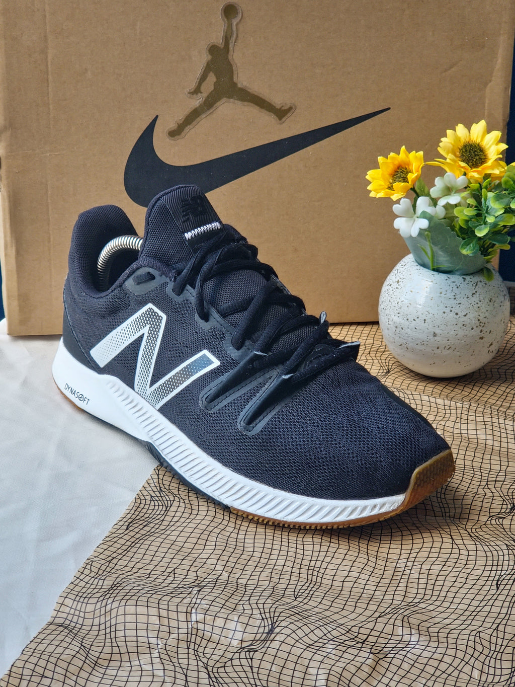 NEW BALANCE