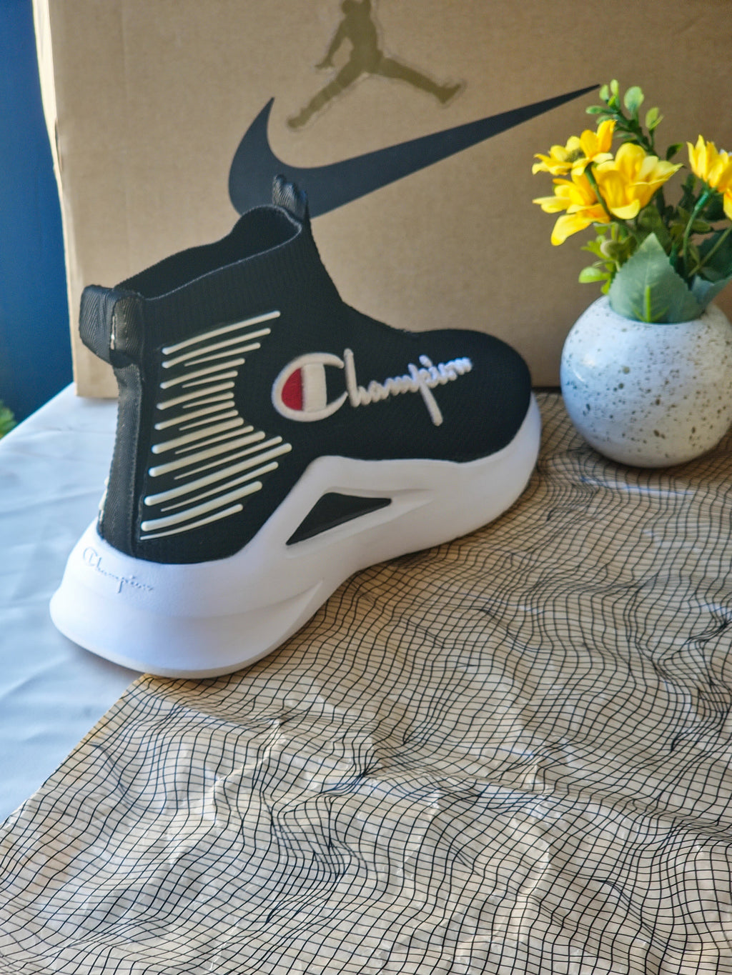 CHAMPION