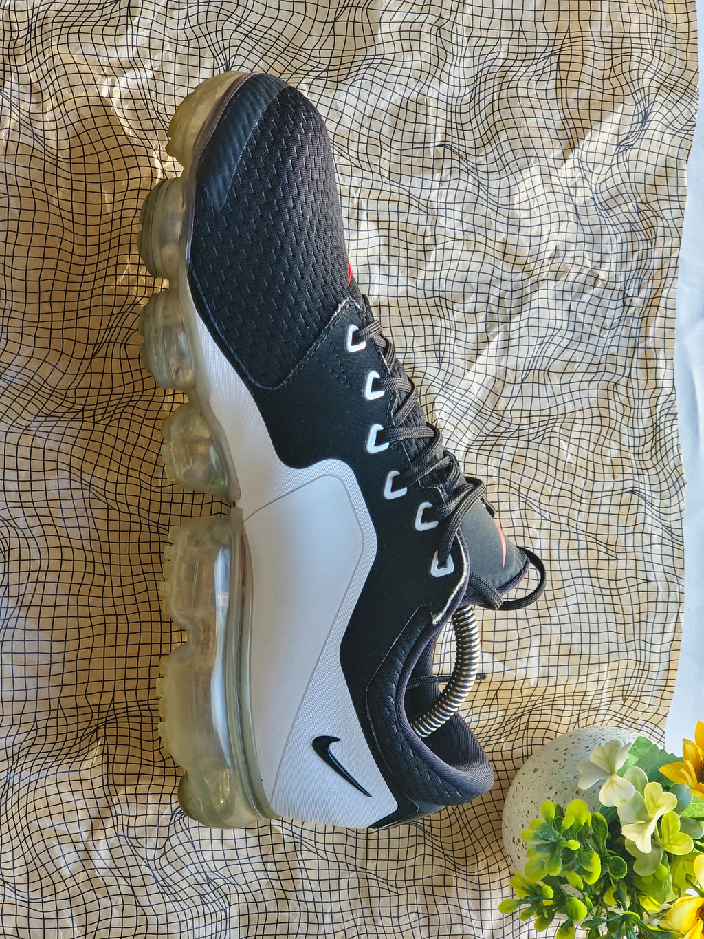 NIKE