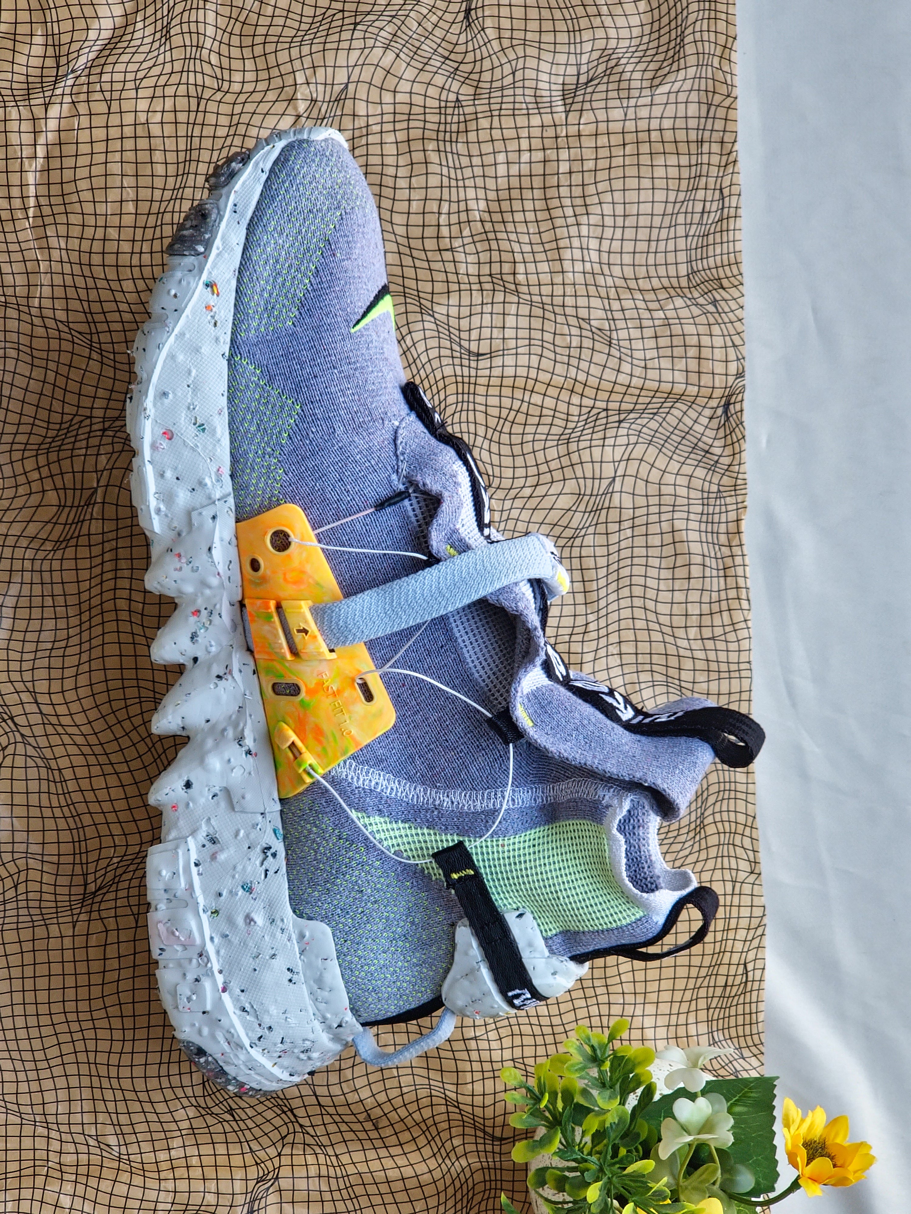 NIKE