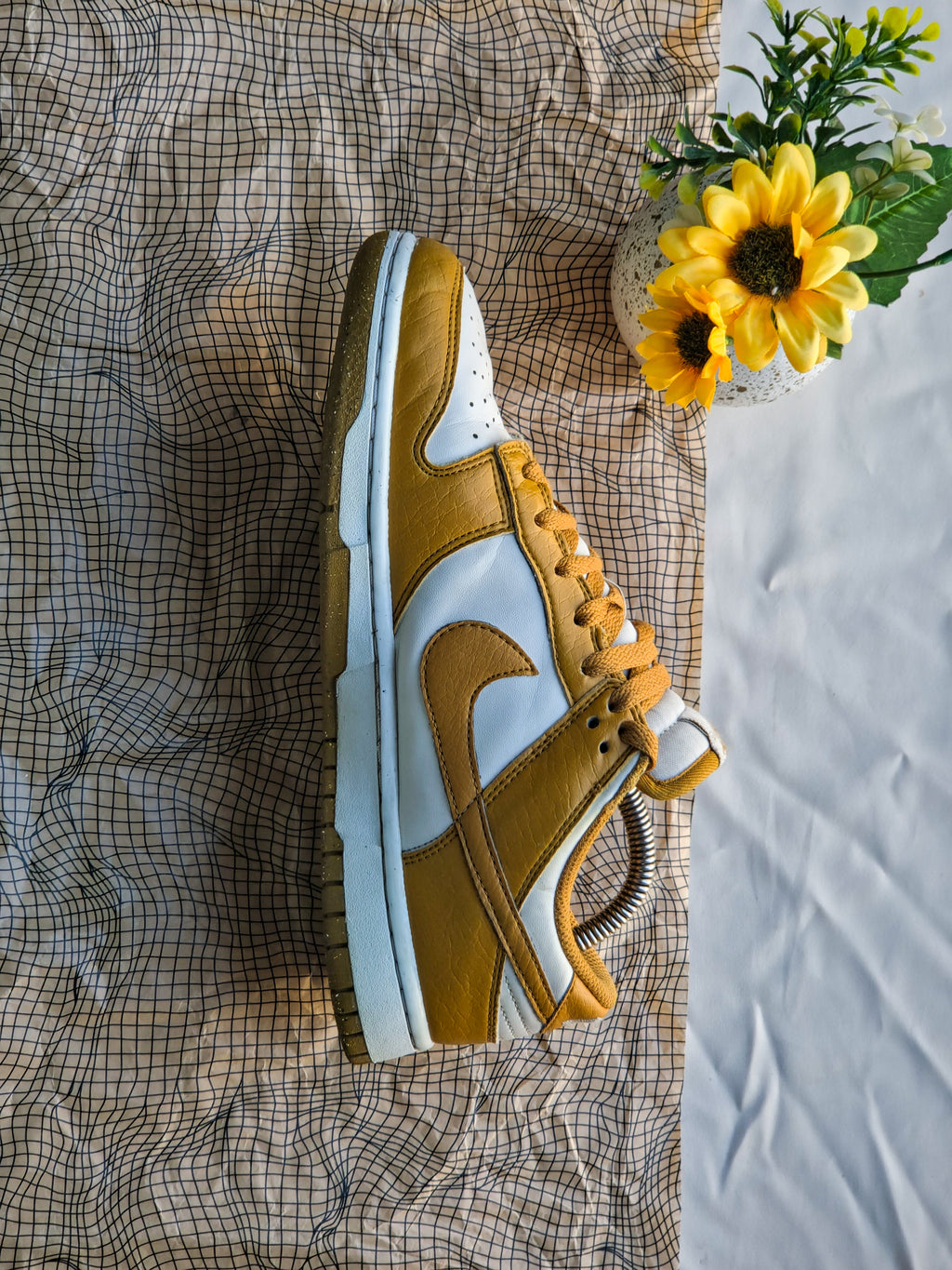 NIKE