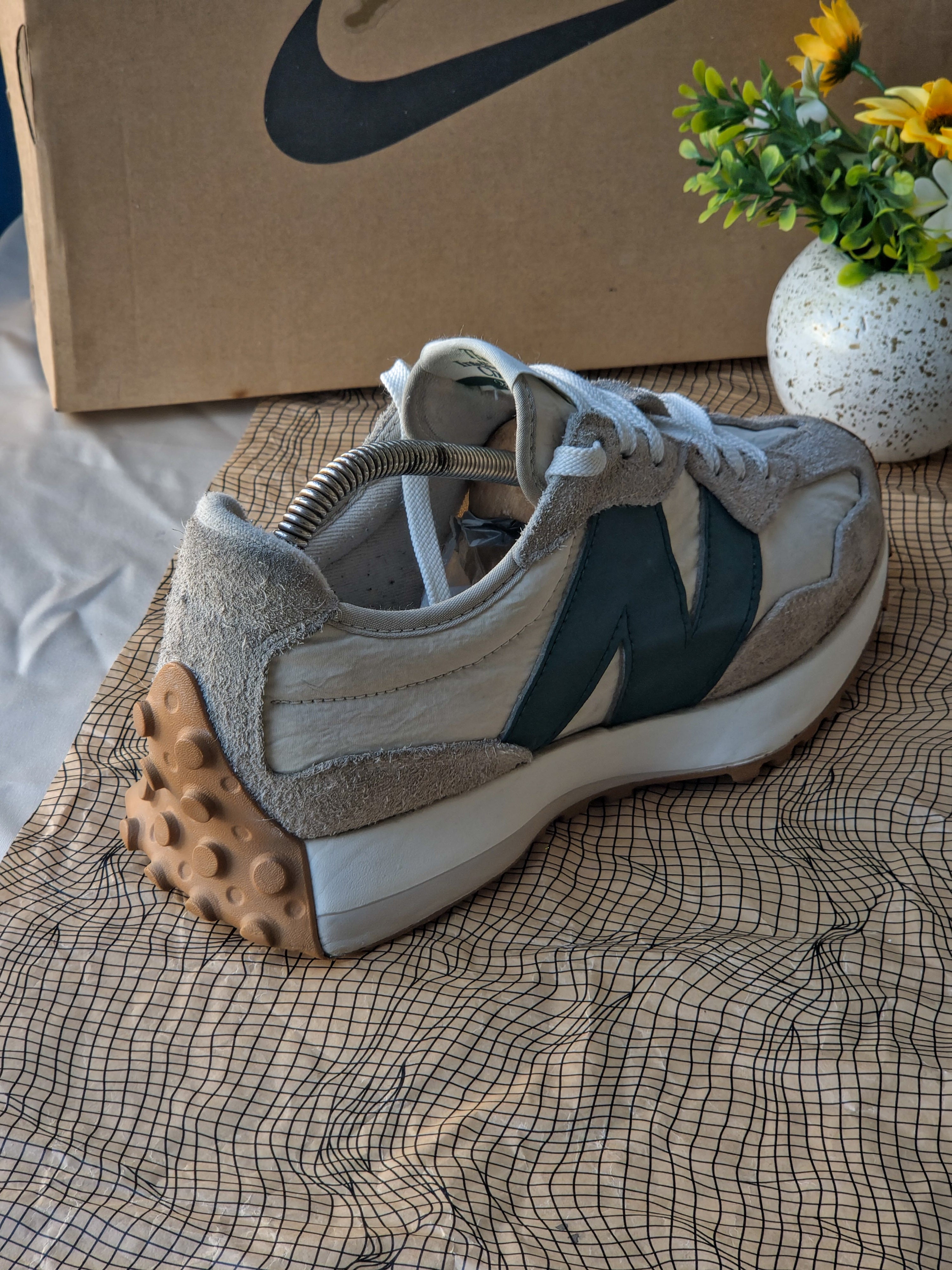 NEW BALANCE