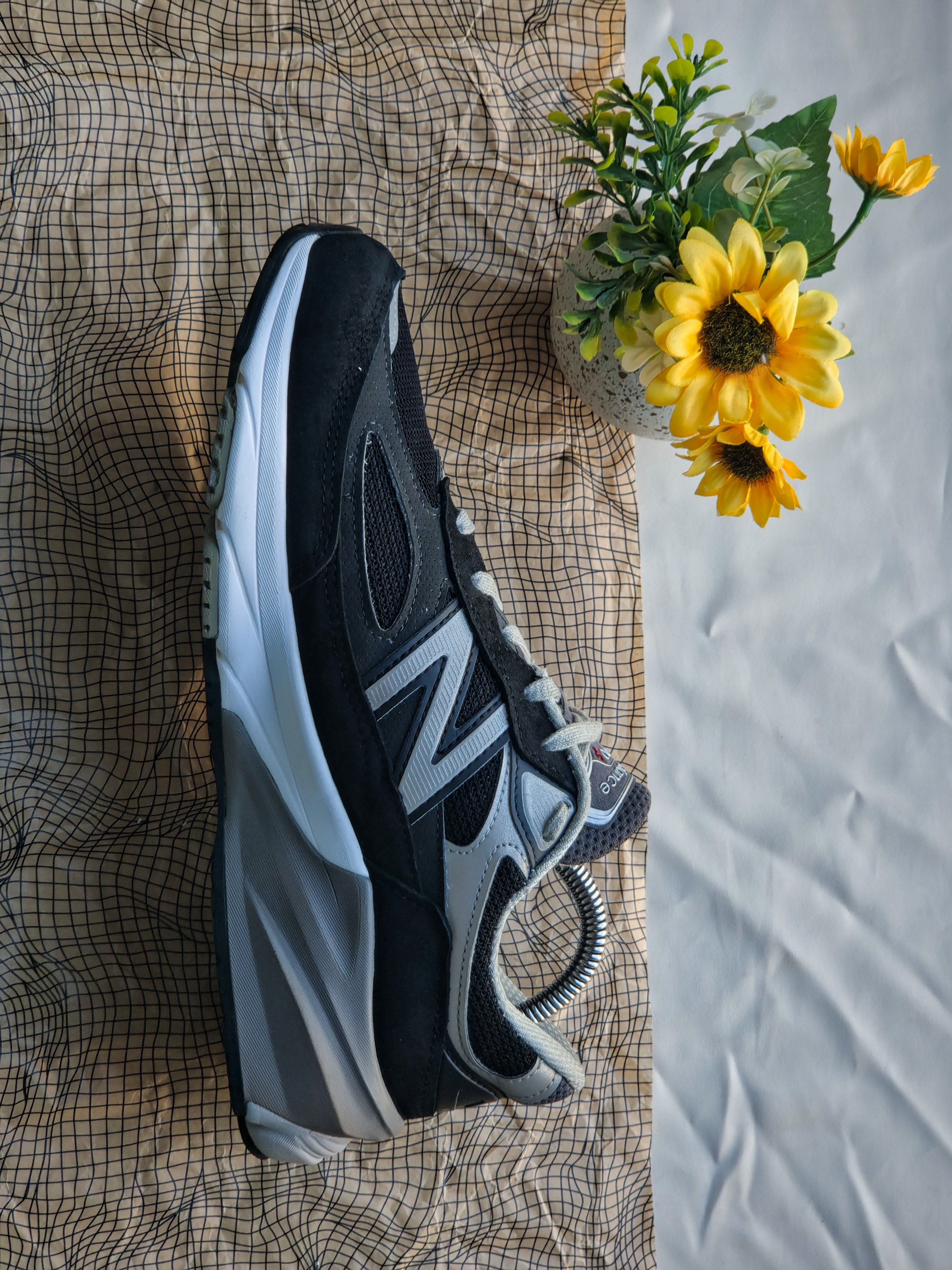 NEW BALANCE