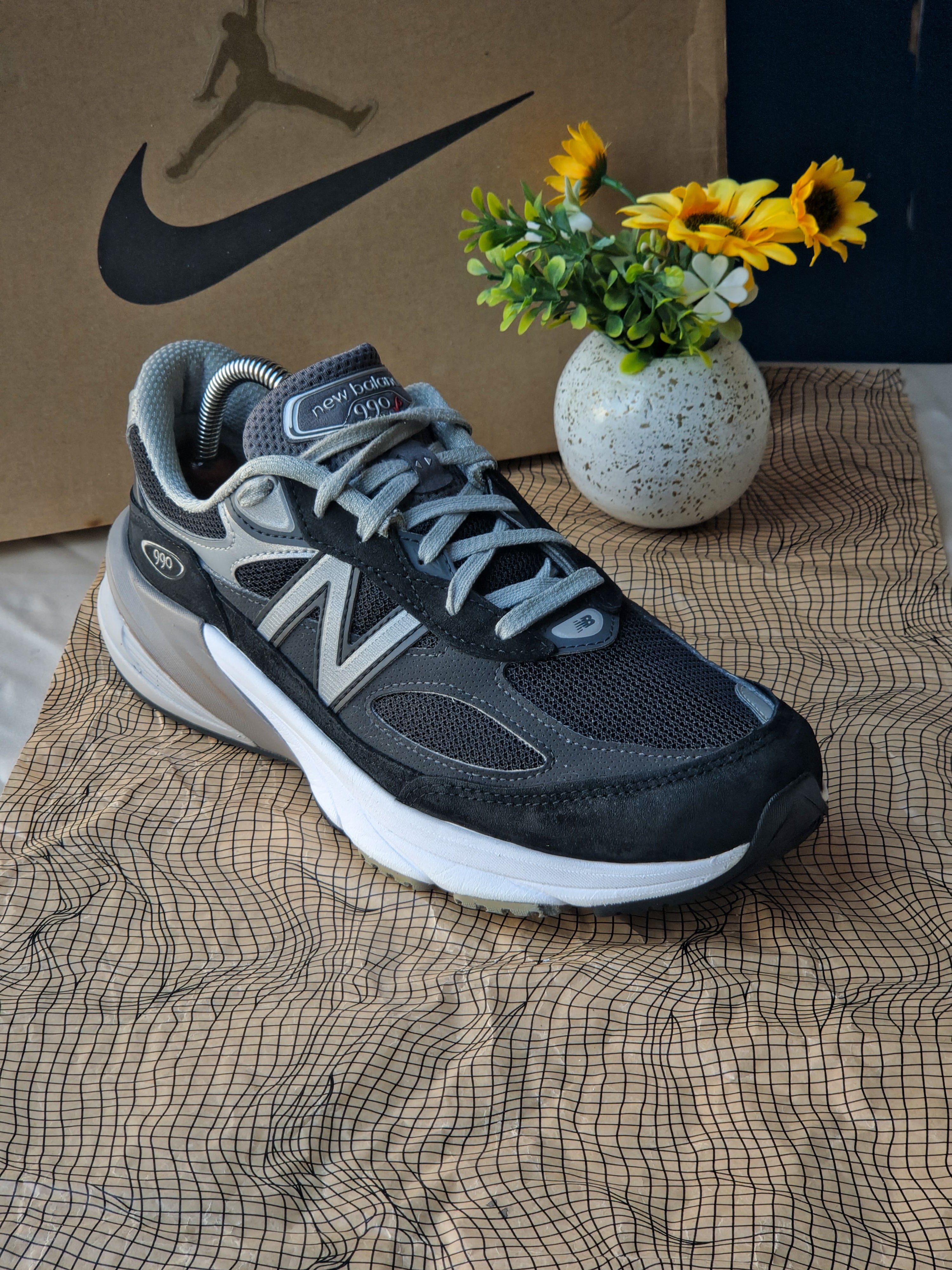 NEW BALANCE