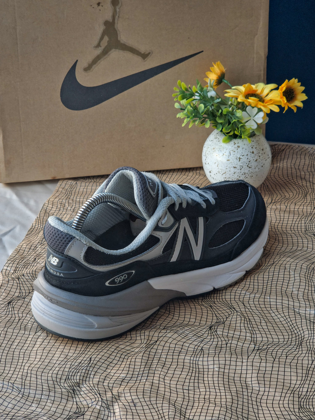 NEW BALANCE