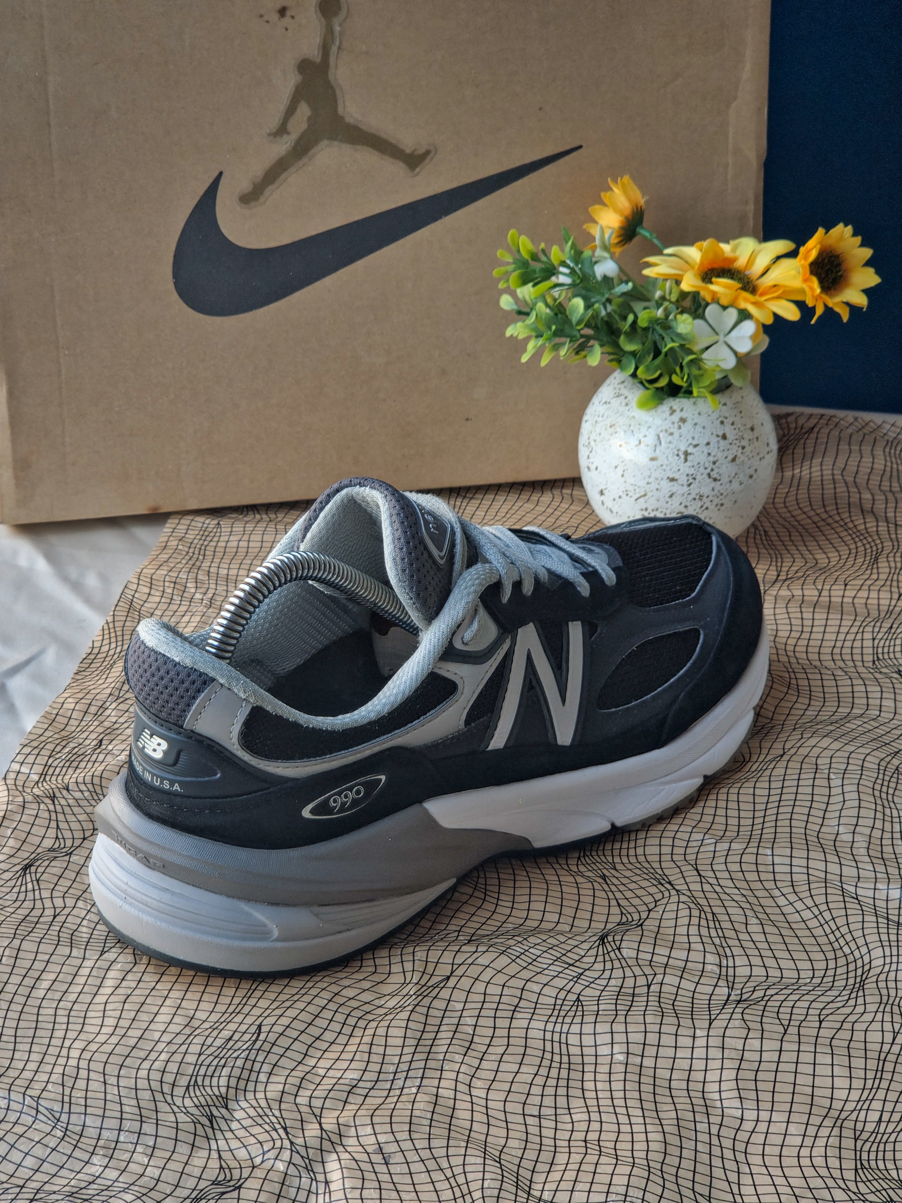 NEW BALANCE
