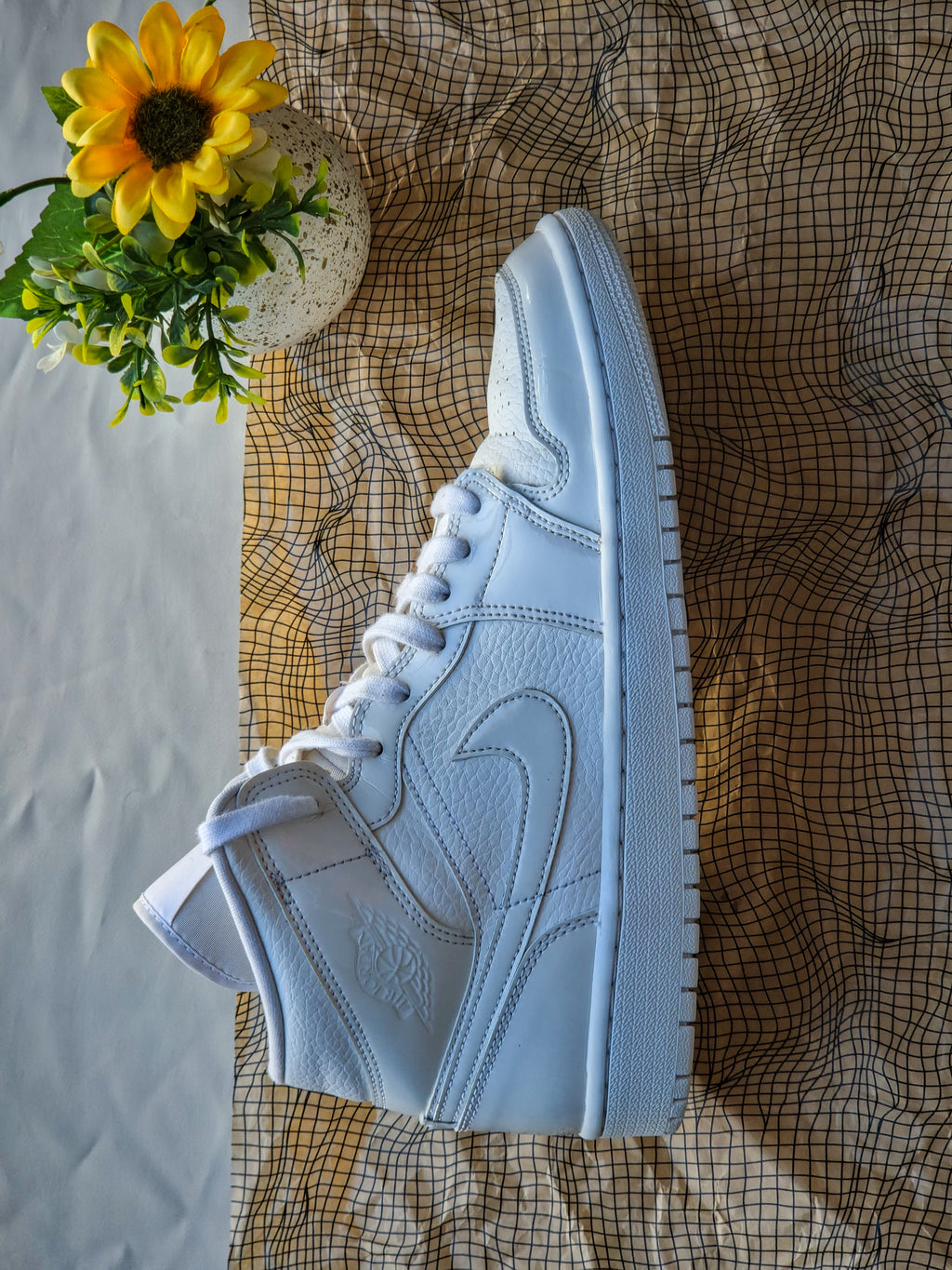 NIKE