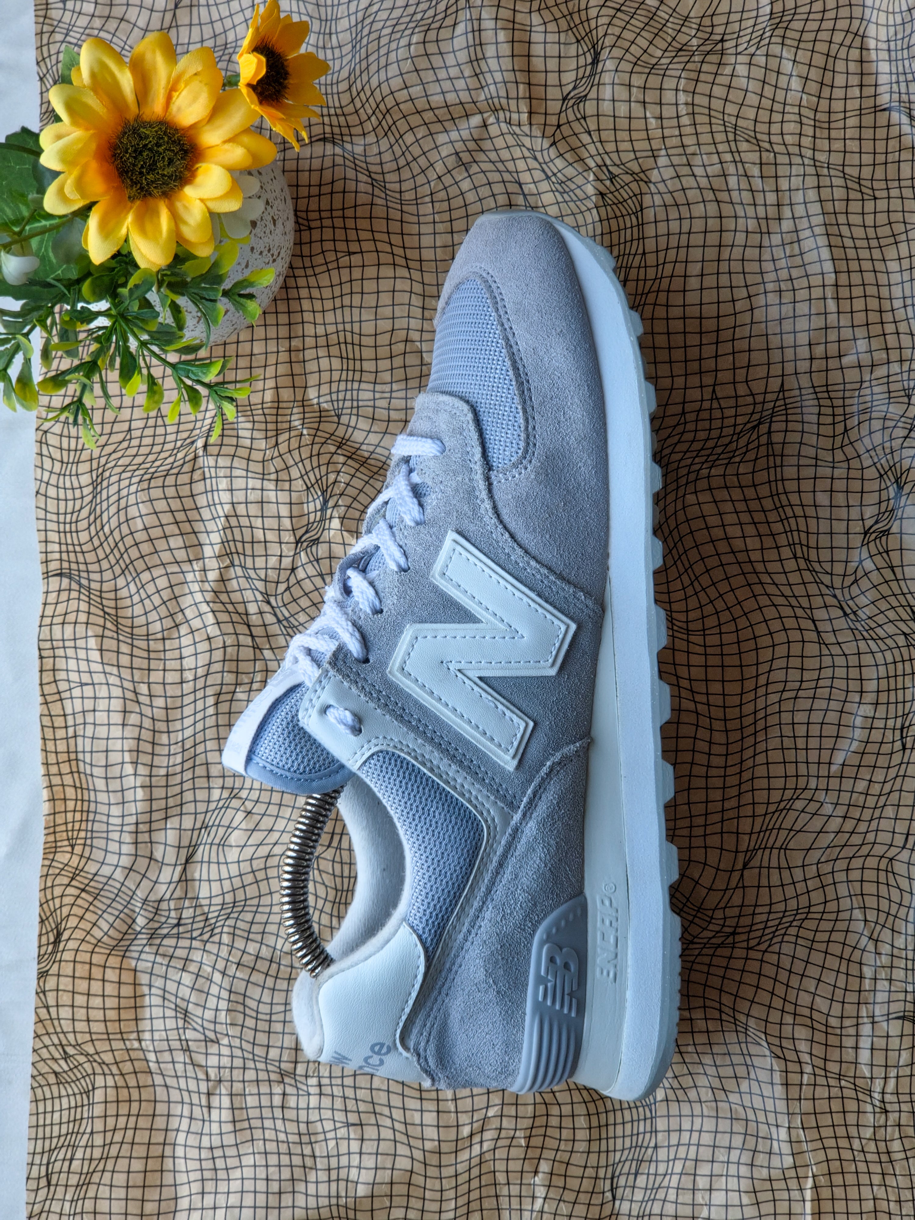 NEW BALANCE