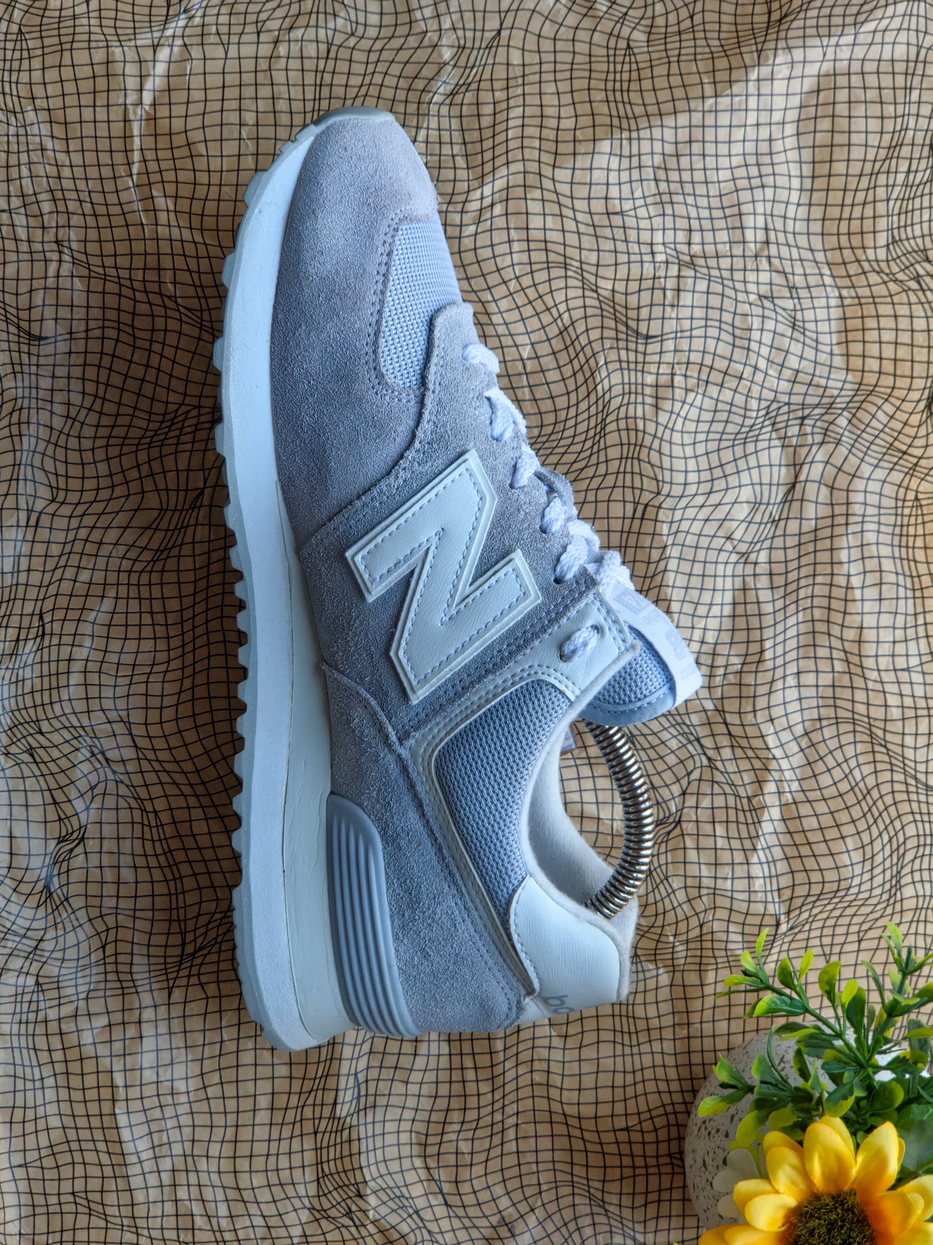 NEW BALANCE