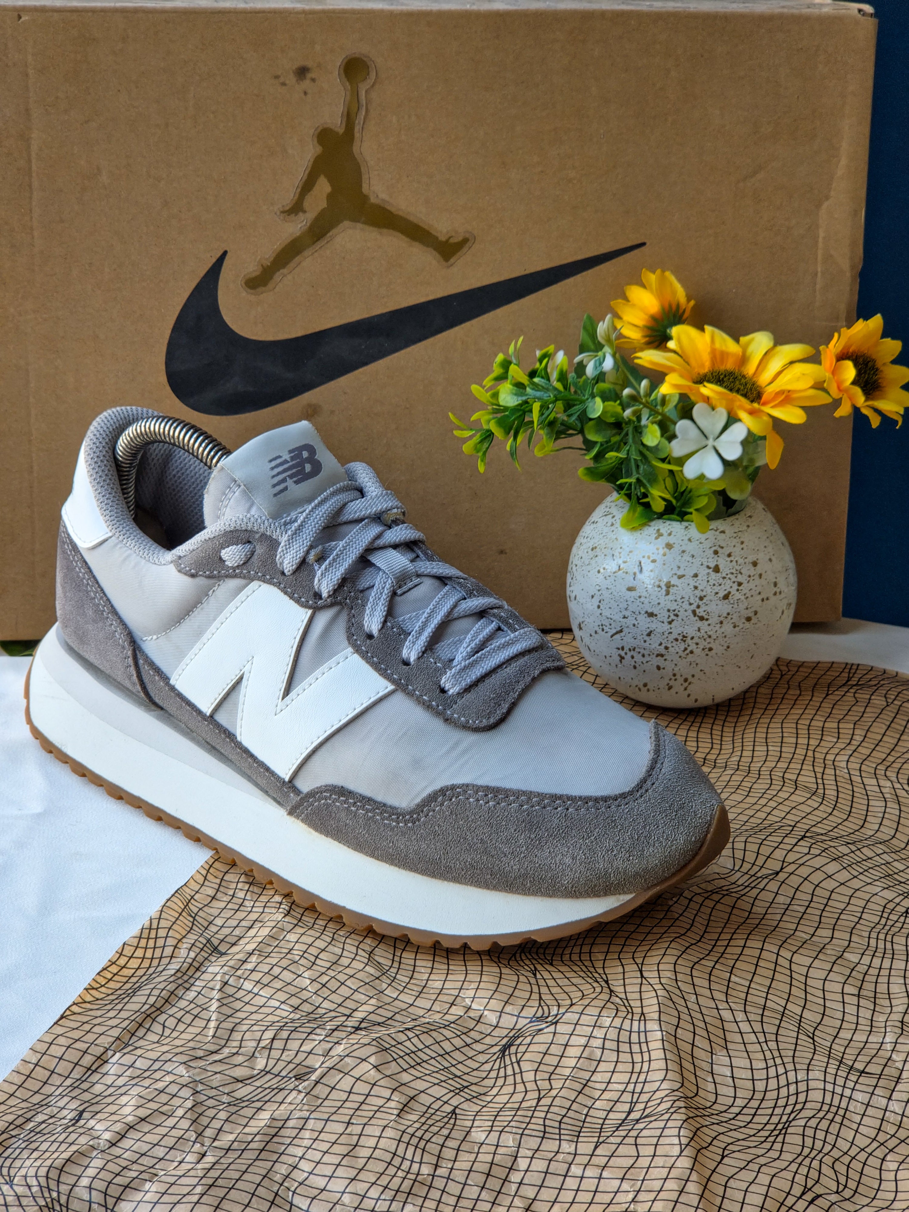 NEW BALANCE