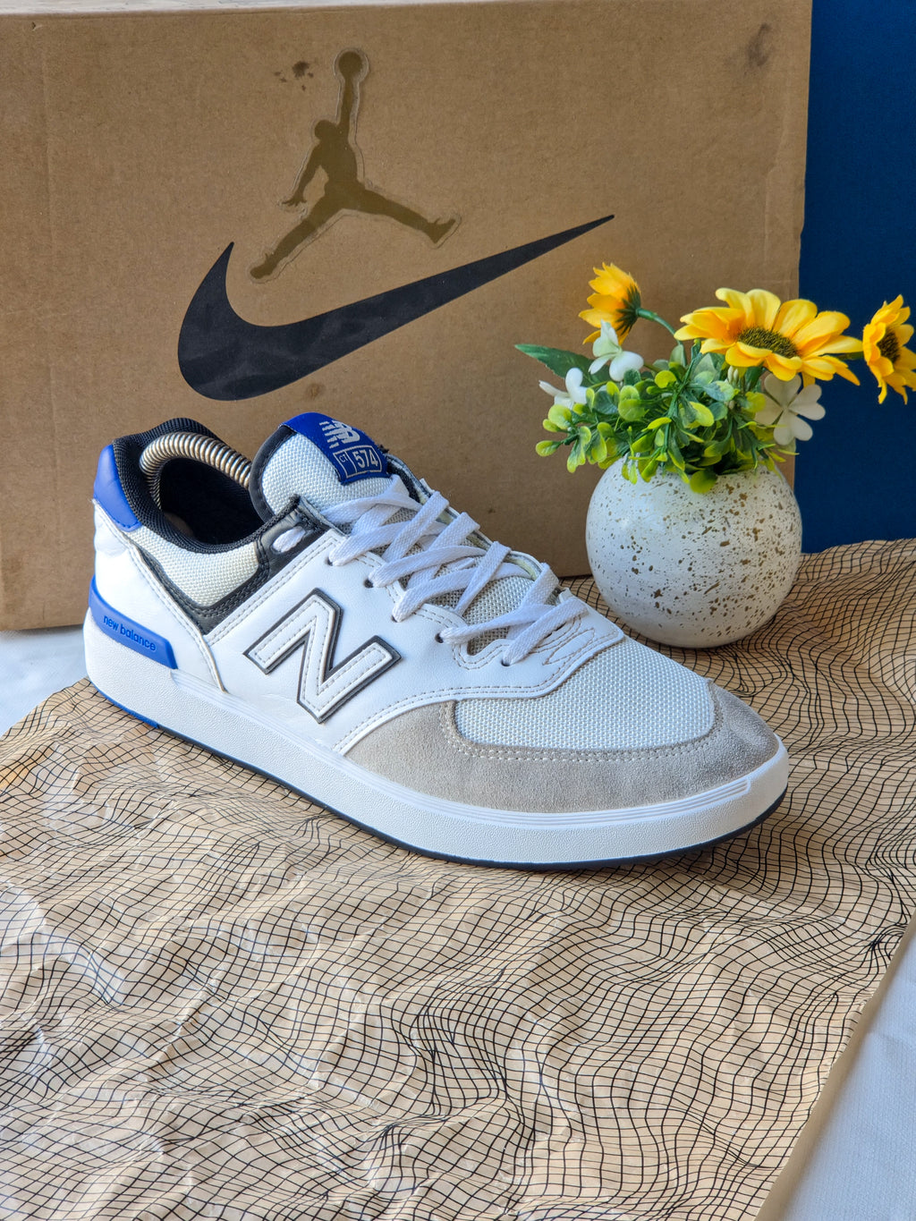 NEW BALANCE