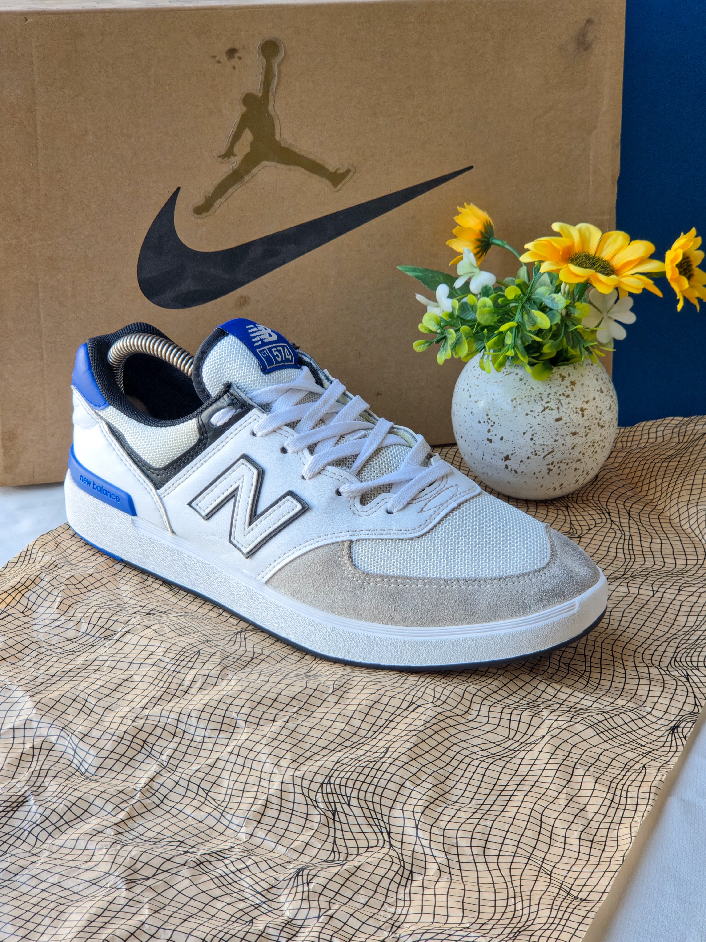 NEW BALANCE