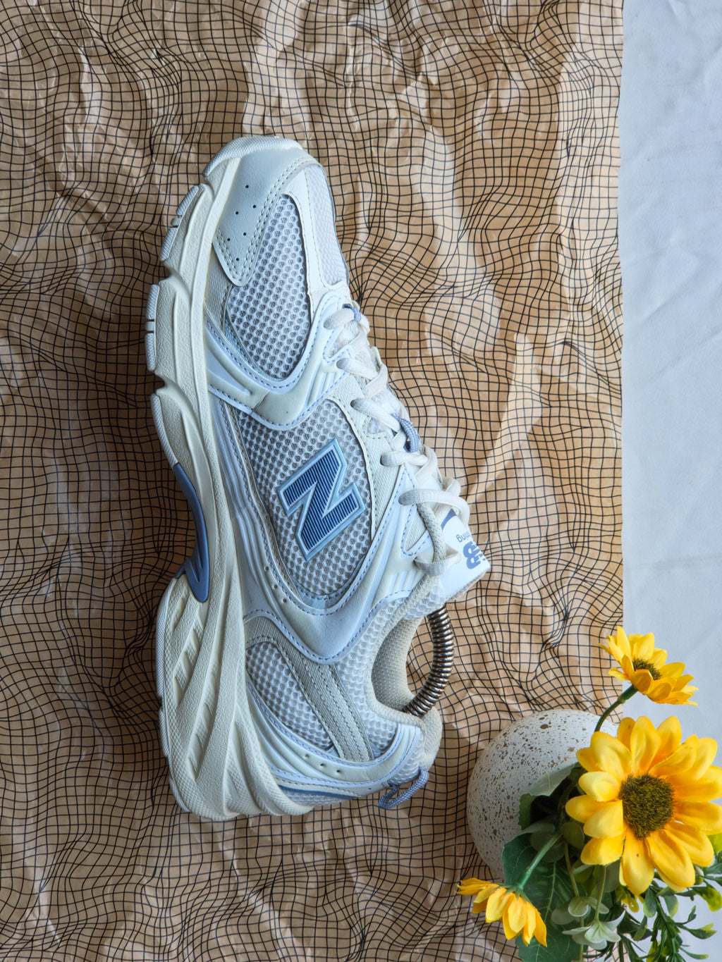 NEW BALANCE