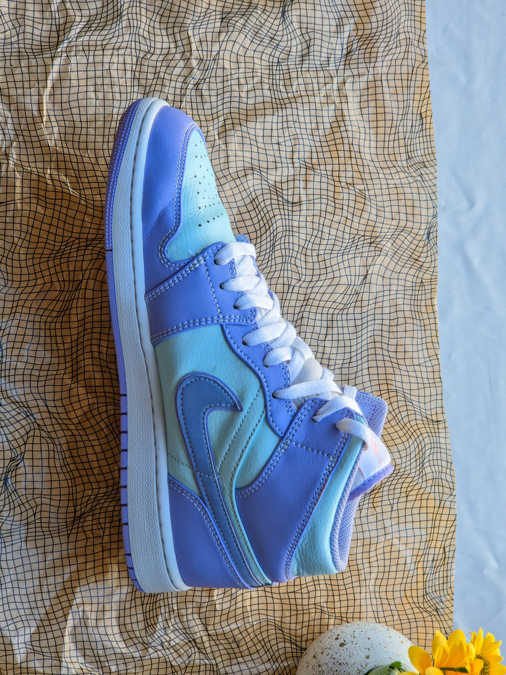 NIKE