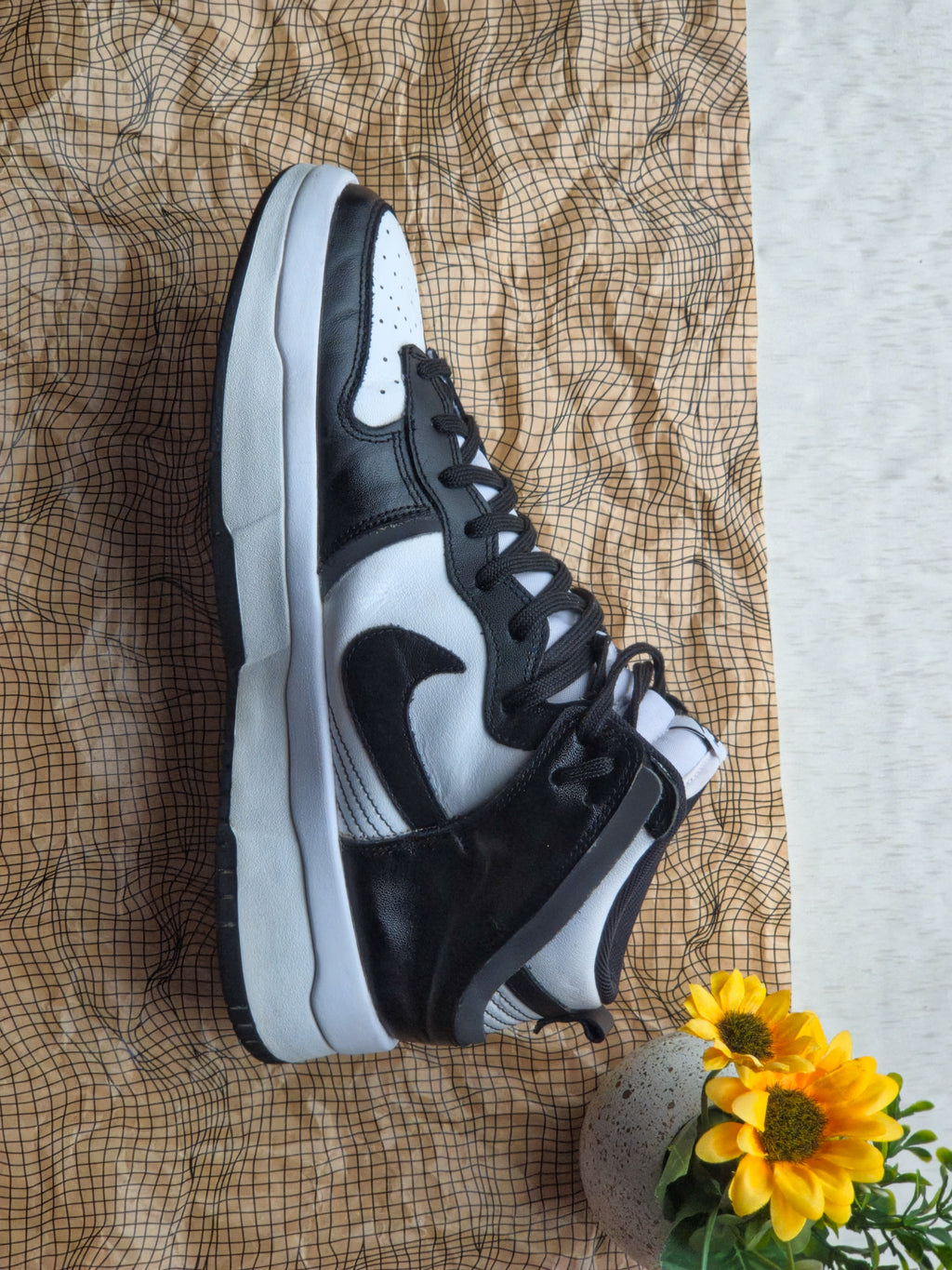 NIKE