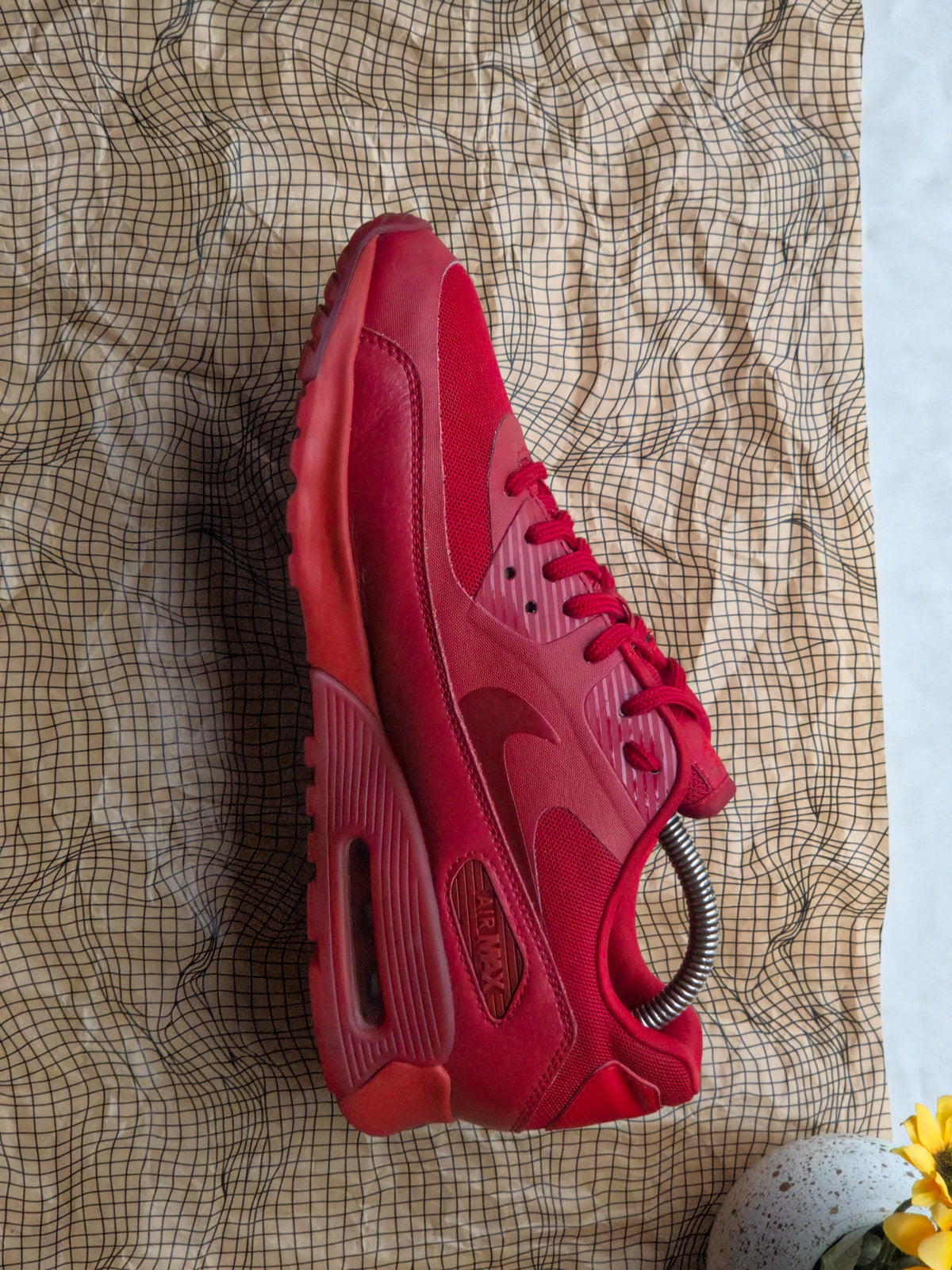 NIKE