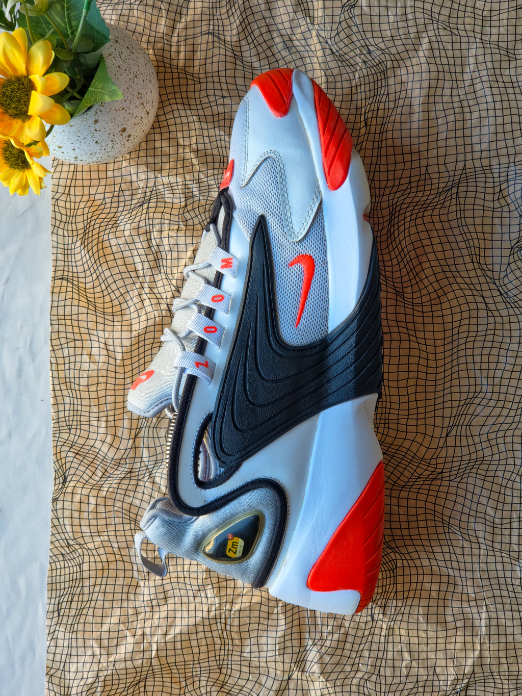 NIKE