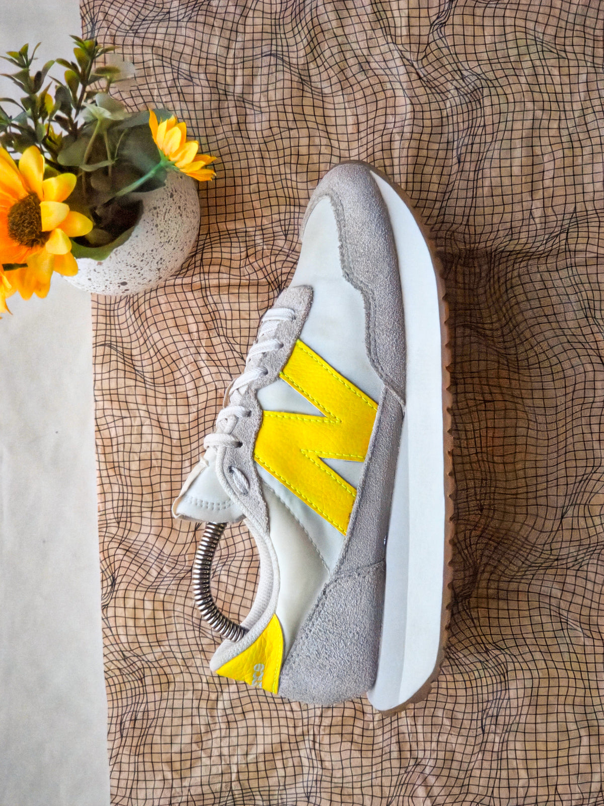 NEW BALANCE