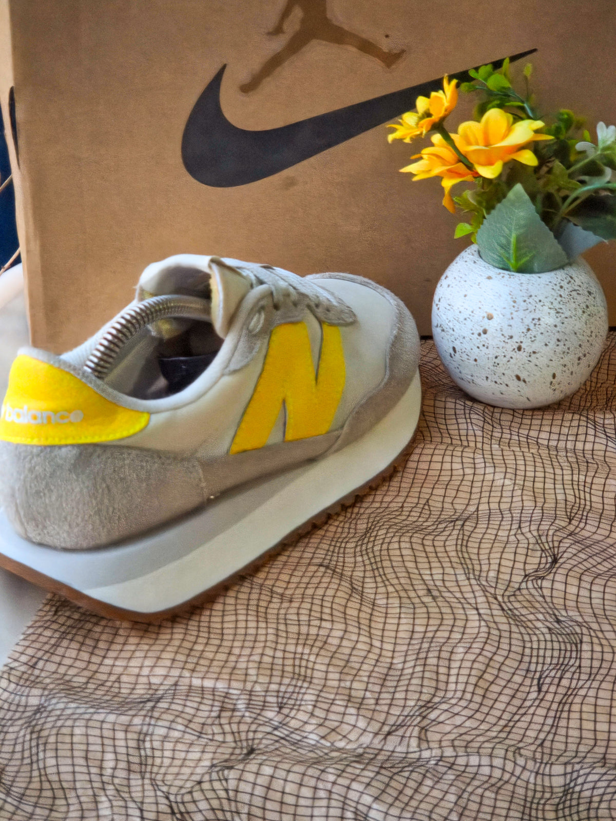 NEW BALANCE
