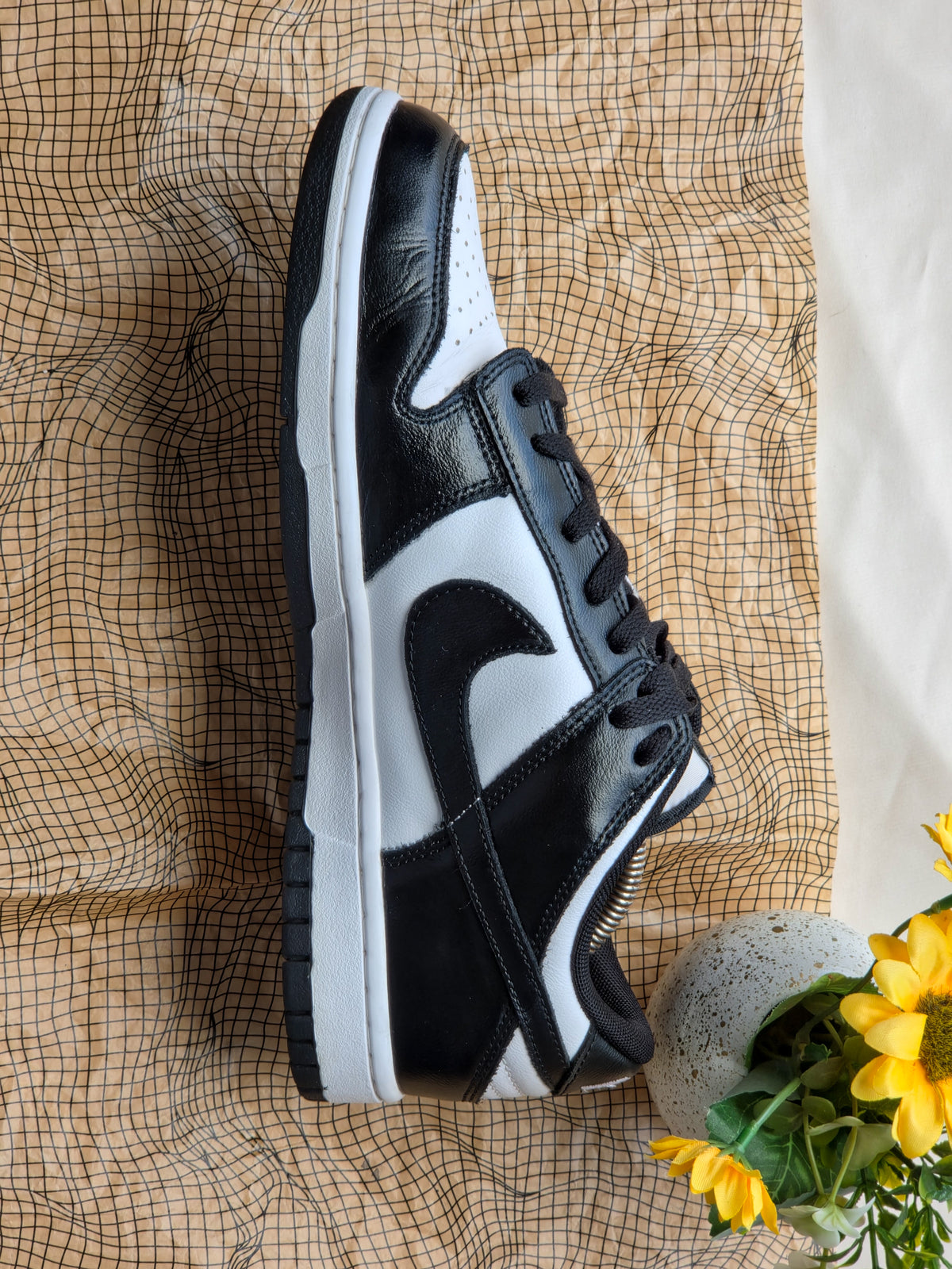 NIKE