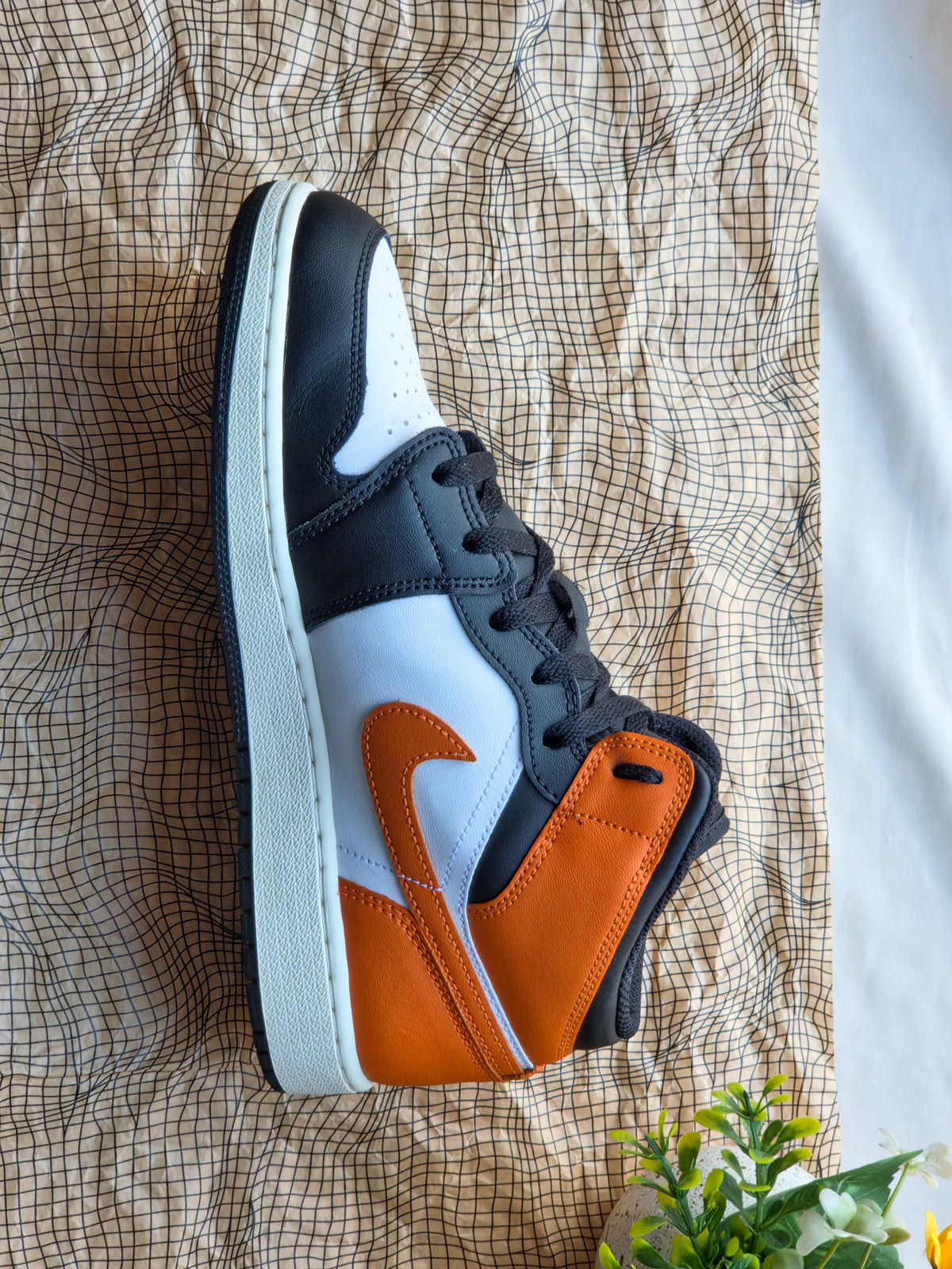 NIKE