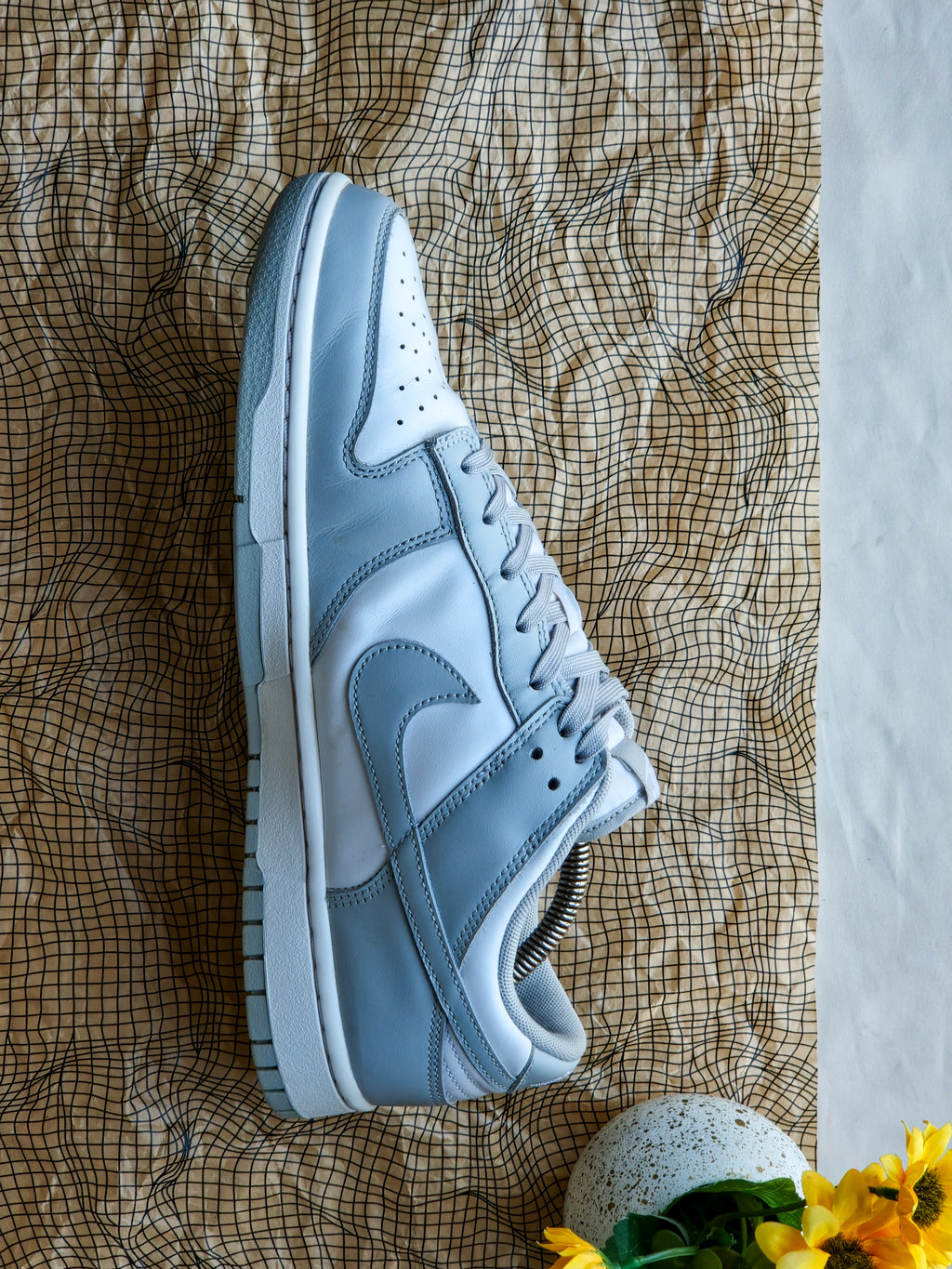 NIKE