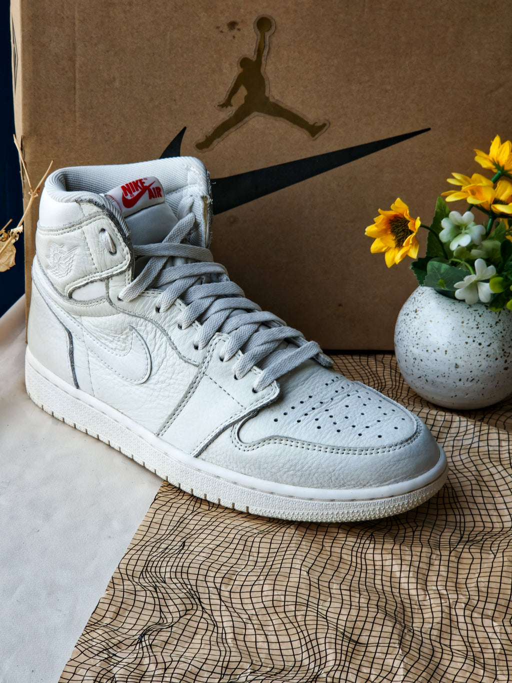 NIKE