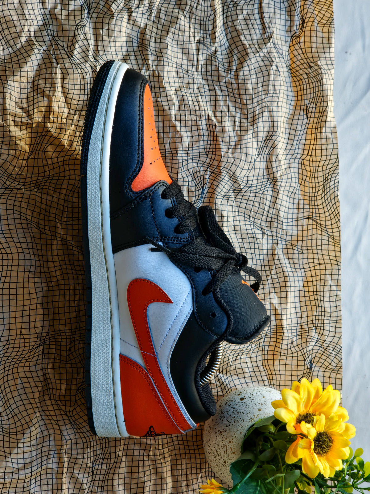 NIKE