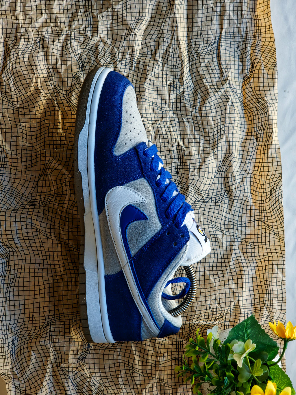 NIKE