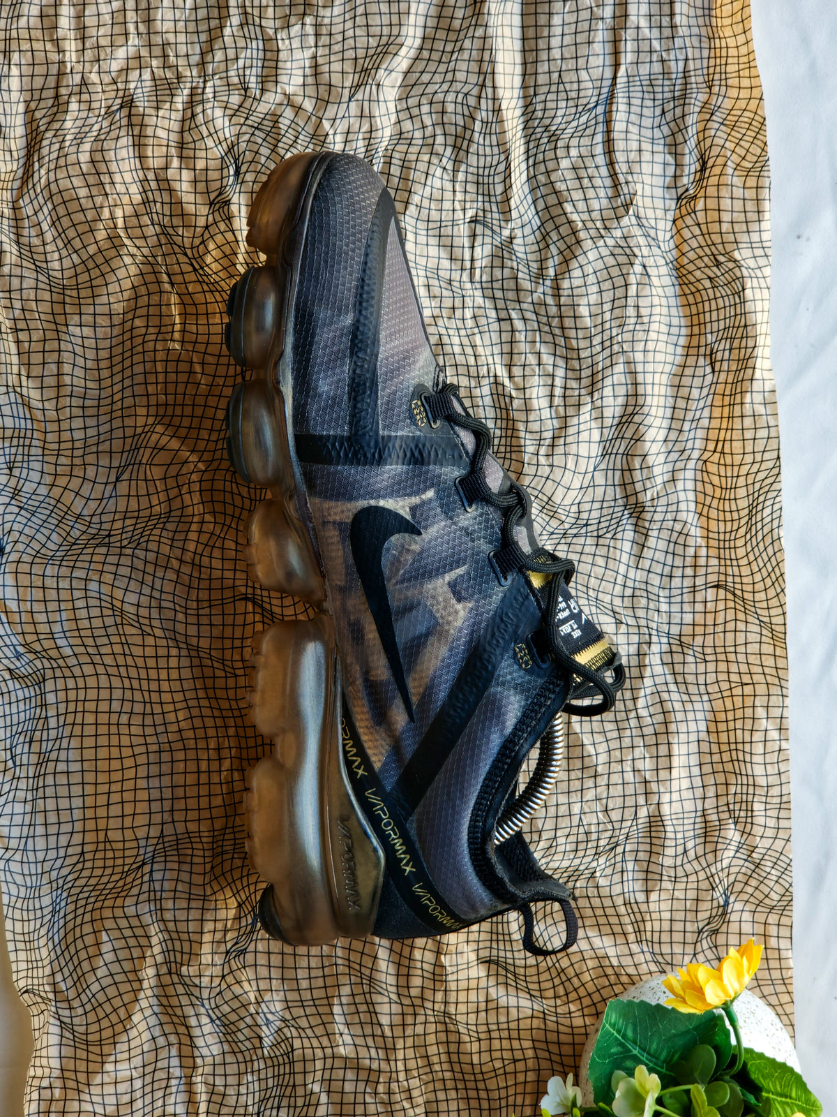 NIKE