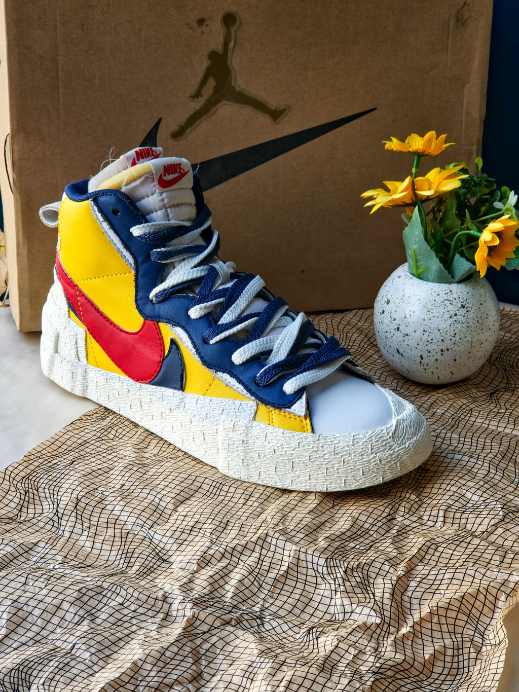NIKE