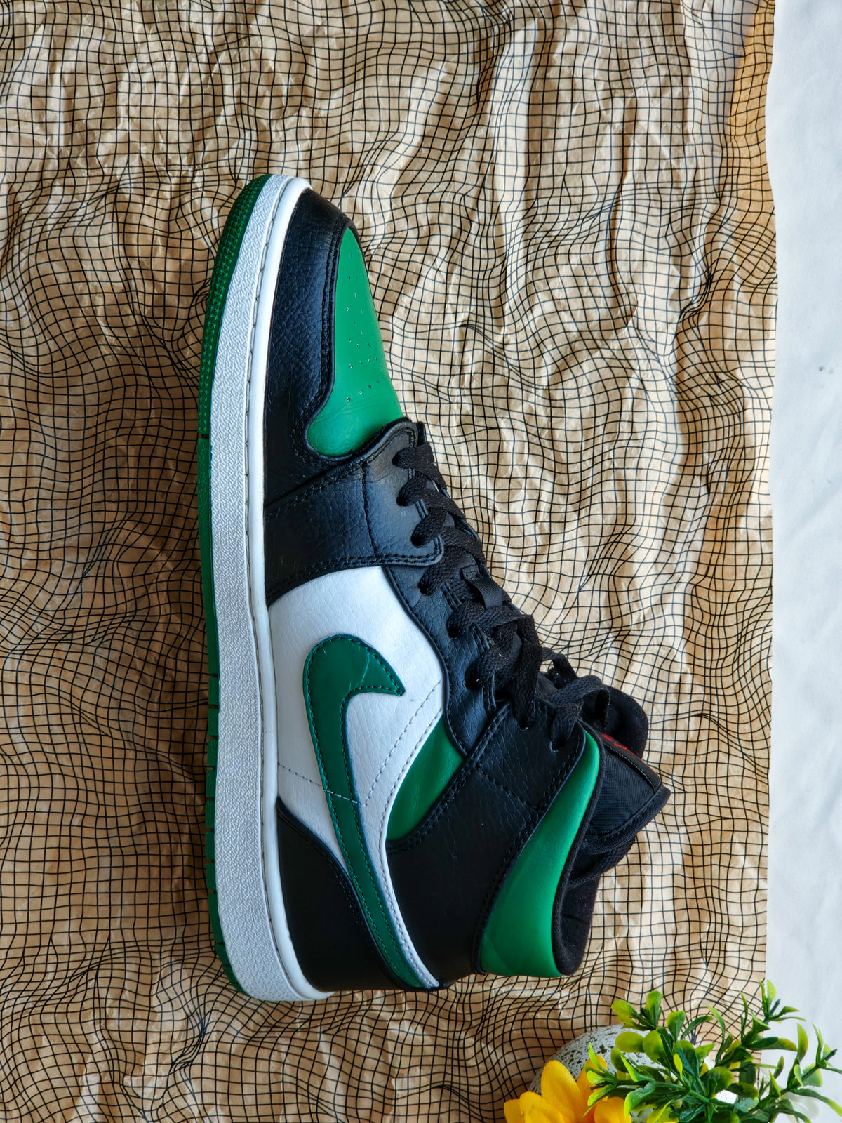 NIKE